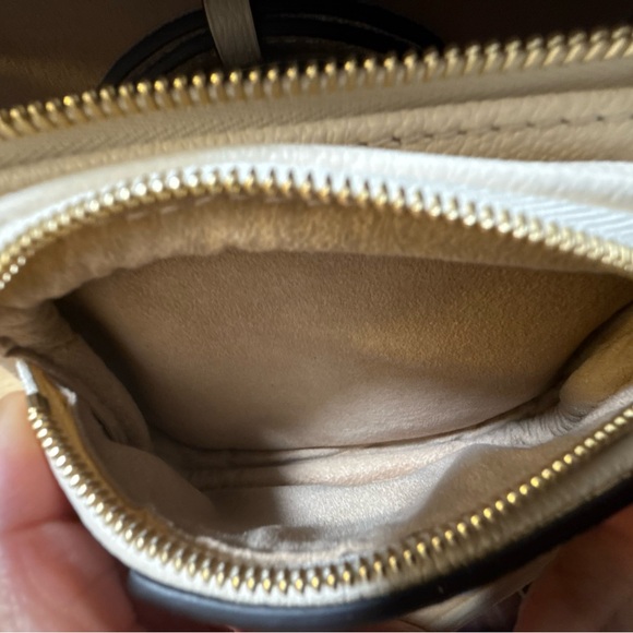 Louis Vuitton Mini Bumbag - Picture 11 of 12